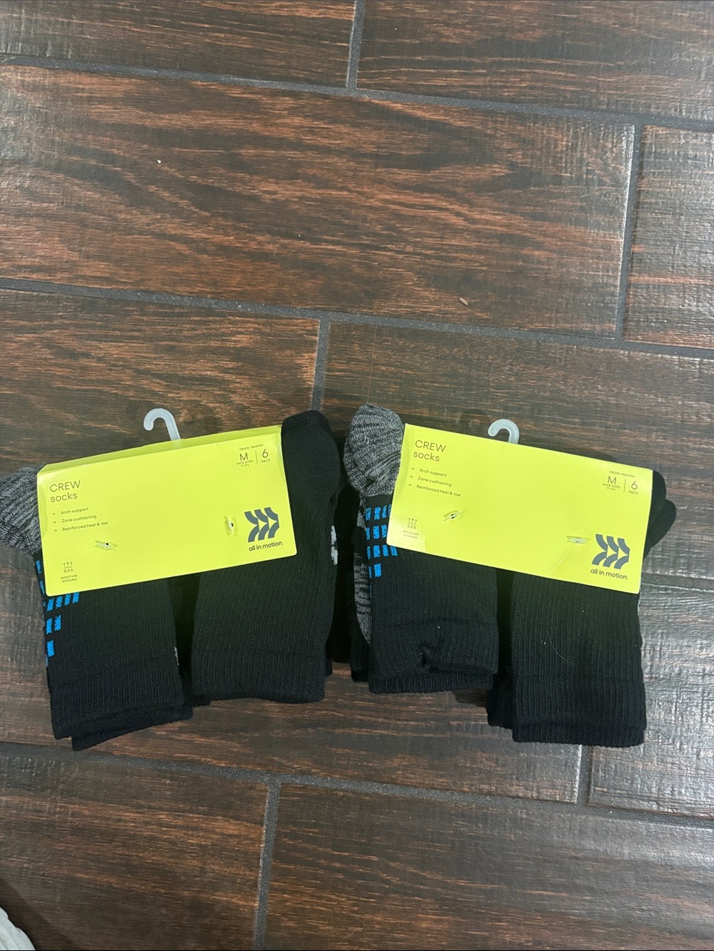 all in motion Black Crew Socks with Blue Accents 2-6 Pack (Kids)